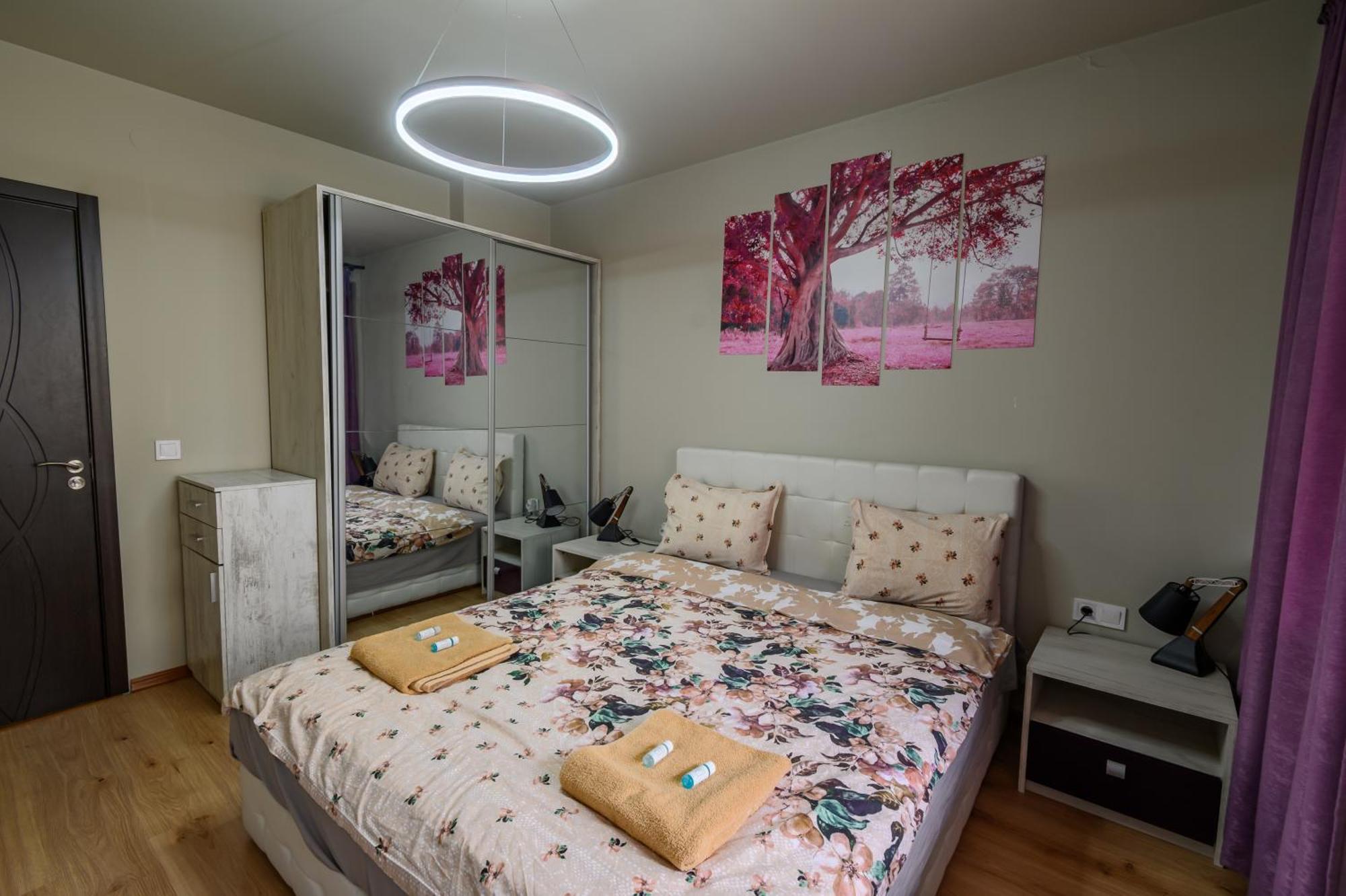 Top Center Retreat, Near Aubg Free Parking Blagoevgrad Exterior photo